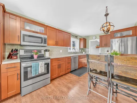911 Homedale Boulevard Windsor ON N8S 2T1