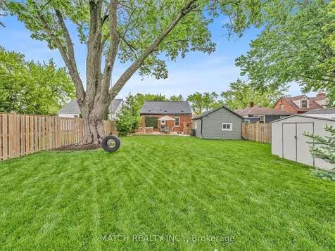 911 Homedale Boulevard Windsor ON N8S 2T1