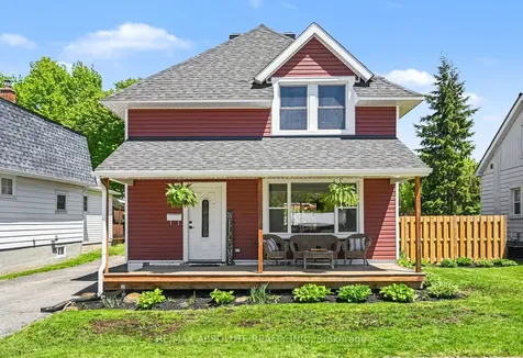 21 Bank Street N Renfrew ON K7V 2E1