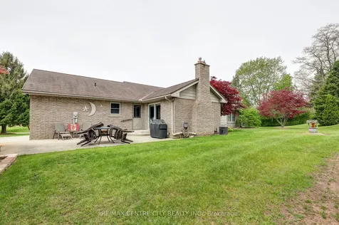 5978 Sunset Road Central Elgin ON N0L 2L0
