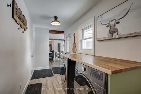 5978 Sunset Road Central Elgin ON N0L 2L0
