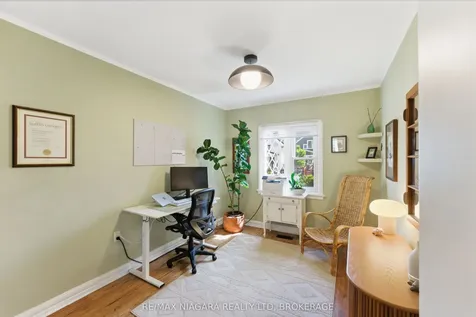 81 Woodland Avenue St. Catharines ON L2R 5A4