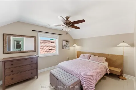 81 Woodland Avenue St. Catharines ON L2R 5A4
