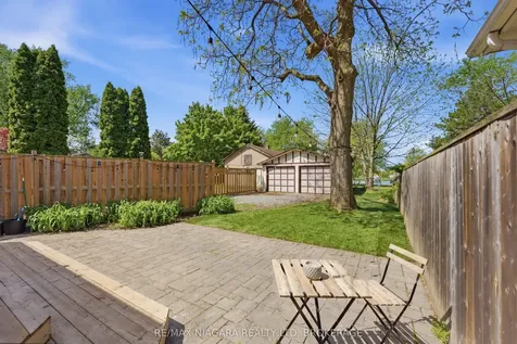 81 Woodland Avenue St. Catharines ON L2R 5A4