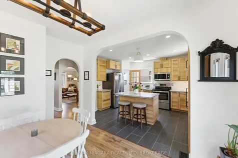 81 Woodland Avenue St. Catharines ON L2R 5A4