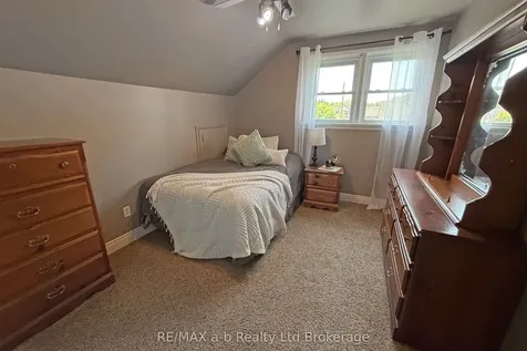 503 Admiral Street Woodstock ON N4S 5B2