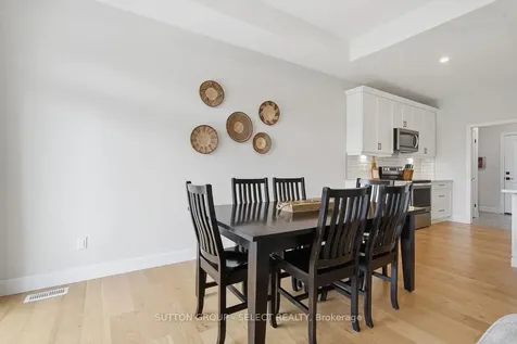 159 Collins Way Strathroy-caradoc ON N7G 0G8