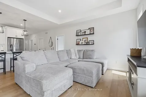 159 Collins Way Strathroy-caradoc ON N7G 0G8
