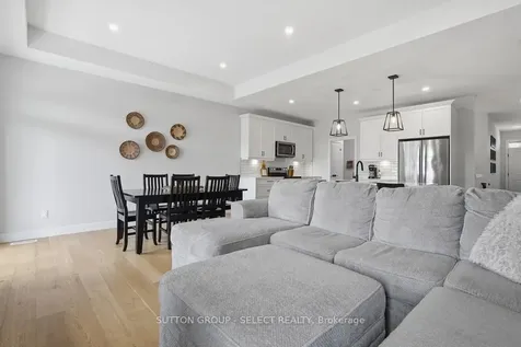 159 Collins Way Strathroy-caradoc ON N7G 0G8