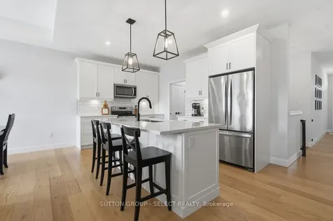 159 Collins Way Strathroy-caradoc ON N7G 0G8