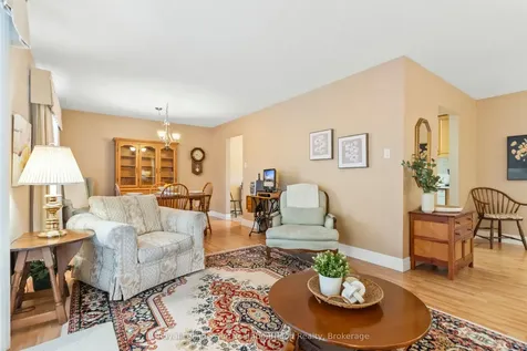 909 Whitefield Drive Peterborough ON K9J 7W1