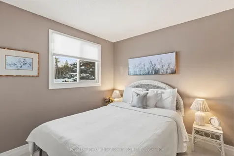 909 Whitefield Drive Peterborough ON K9J 7W1