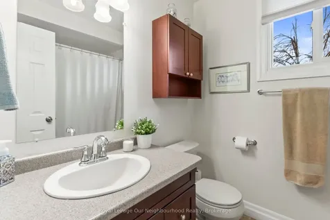 909 Whitefield Drive Peterborough ON K9J 7W1