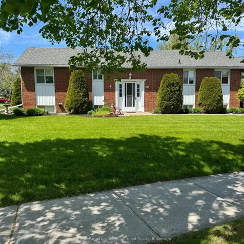909 Whitefield Drive Peterborough ON K9J 7W1
