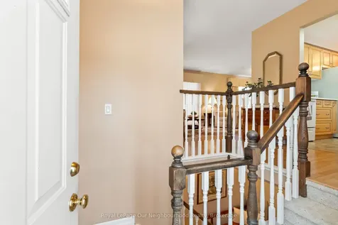 909 Whitefield Drive Peterborough ON K9J 7W1