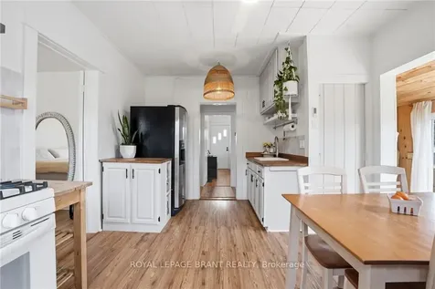 26 Franklin Street Brant ON N3L 3B7