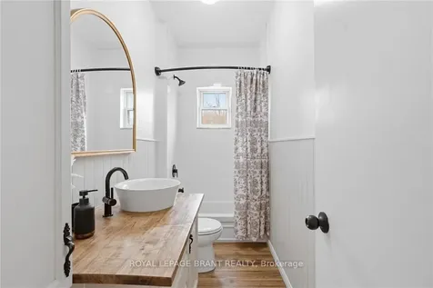 26 Franklin Street Brant ON N3L 3B7