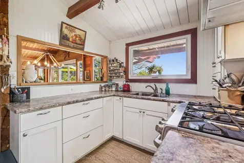 1103 N Morrison Lake Road Gravenhurst ON P0E 1G0