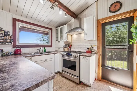 1103 N Morrison Lake Road Gravenhurst ON P0E 1G0