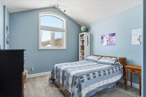 106 Ledgerock Court Quinte West ON K8R 0A1