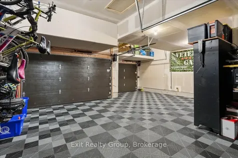 106 Ledgerock Court Quinte West ON K8R 0A1