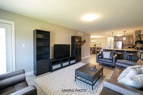 39 Parkland Circle Quinte West ON K8V 0R3