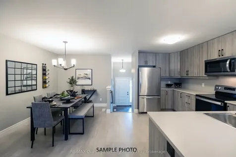 39 Parkland Circle Quinte West ON K8V 0R3