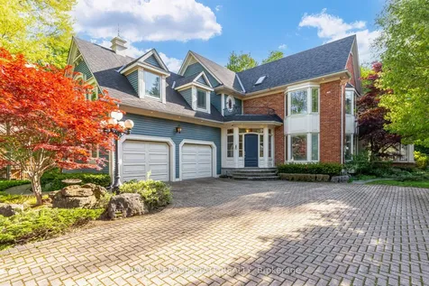 78 Chancery Drive Hamilton ON L9G 4M1