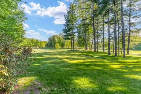 78 Chancery Drive Hamilton ON L9G 4M1