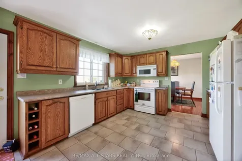 352 County Road 46 Road Kawartha Lakes ON K0M 2M0