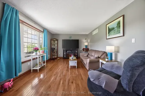 352 County Road 46 Road Kawartha Lakes ON K0M 2M0