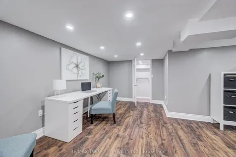 39 Guelph Street Guelph ON N1H 5Y7