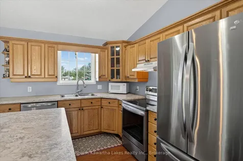 46 Lawrence Street N Kawartha Lakes ON K9J 6X3
