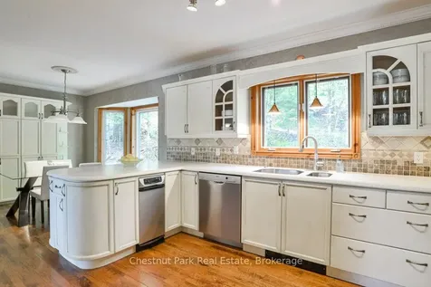294 North Drive Huntsville ON P1H 2J2