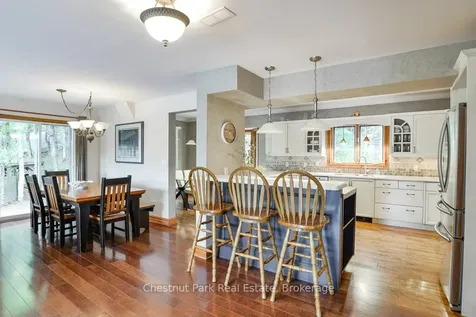 294 North Drive Huntsville ON P1H 2J2