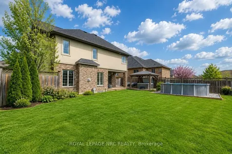 8479 Forestview Boulevard Niagara Falls ON L2H 0B2