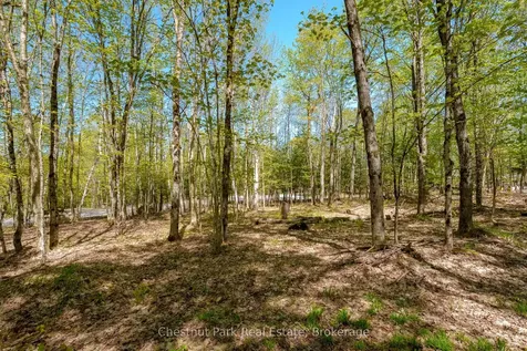 148 Vernon Lane Huntsville ON P1H 2J2