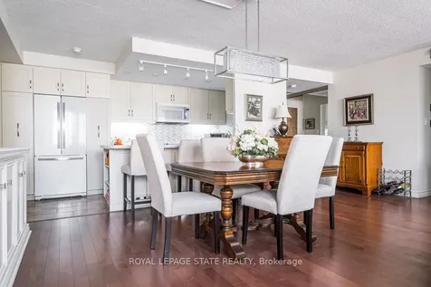 120 Duke Street Hamilton ON L8P 4T1