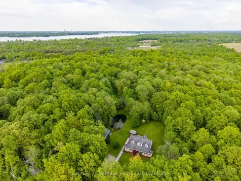 2468 Sunset Drive Fort Erie ON L2A 5M4