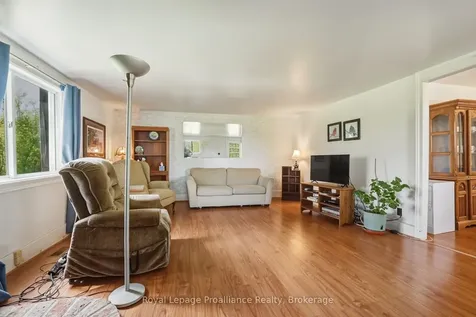 842 Frankford Road Quinte West ON K0K 2B0