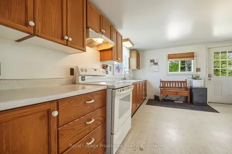 842 Frankford Road Quinte West ON K0K 2B0