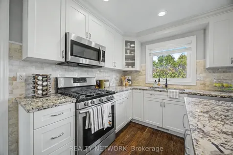 34 Highbury Drive Hamilton ON L8J 2T4