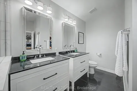 34 Highbury Drive Hamilton ON L8J 2T4