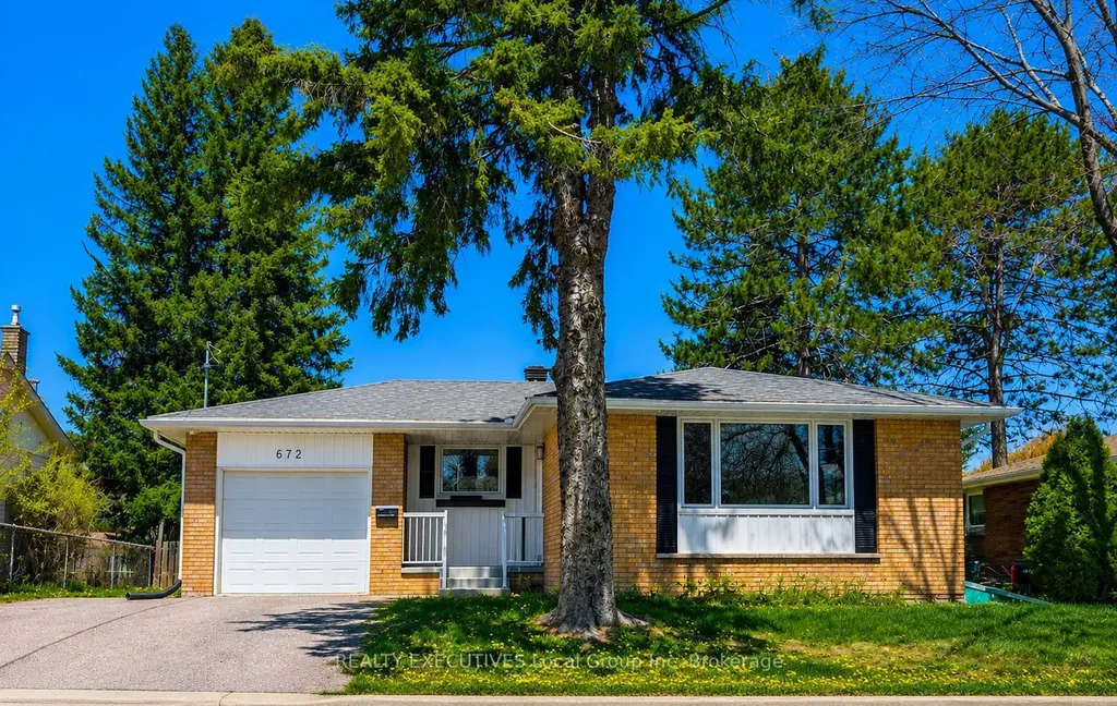 672 Norman Avenue North Bay ON P1B 8B9