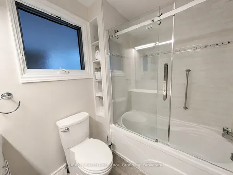 672 Norman Avenue North Bay ON P1B 8B9