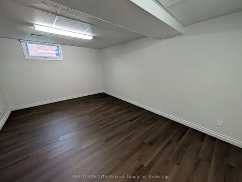 672 Norman Avenue North Bay ON P1B 8B9