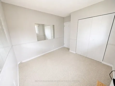 672 Norman Avenue North Bay ON P1B 8B9