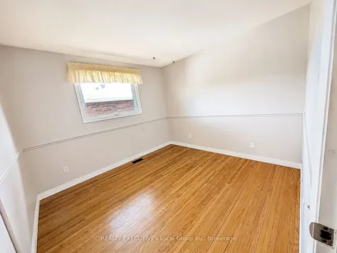 672 Norman Avenue North Bay ON P1B 8B9