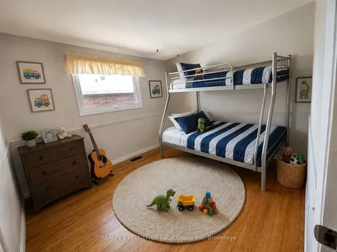 672 Norman Avenue North Bay ON P1B 8B9