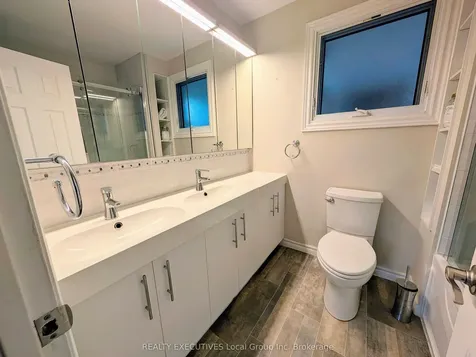672 Norman Avenue North Bay ON P1B 8B9